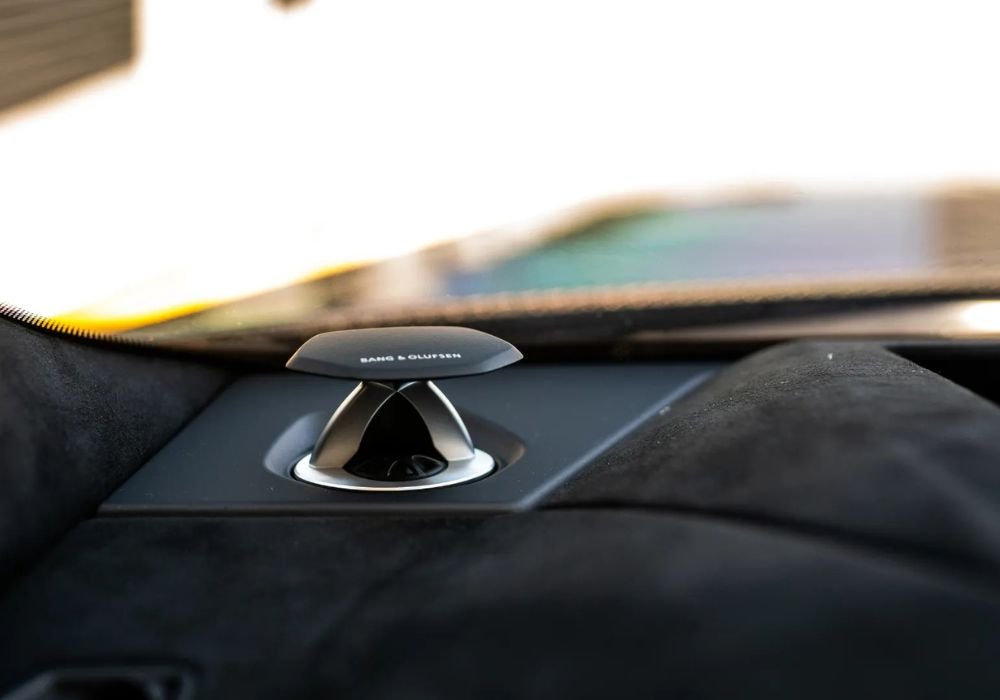 Lamborghini Urus Performante for rent | Prestige Exotic