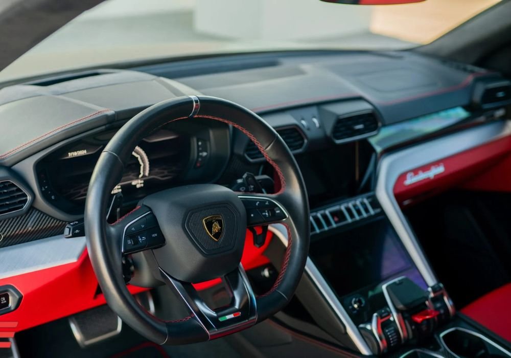 Lamborghini Urus Widebody for rent | Prestige Exotic