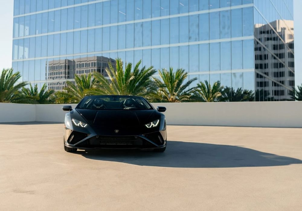 Black Lamborghini Huracan Evo Spyder for rent | Prestige Exotic