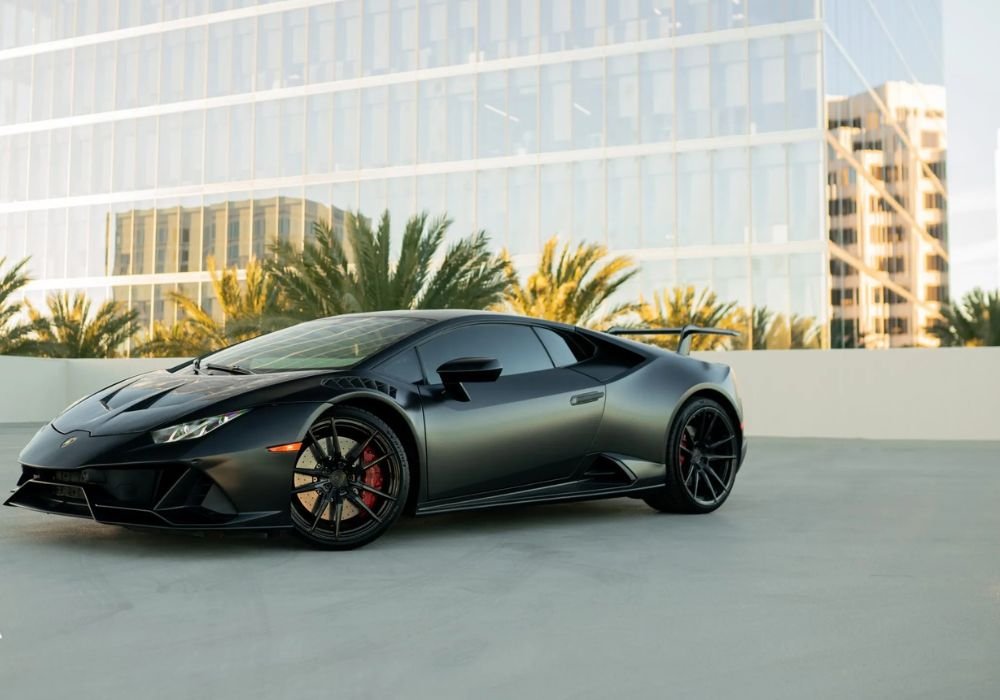 Black Lamborghini Huracan Evo Spyder for rent | Prestige Exotic