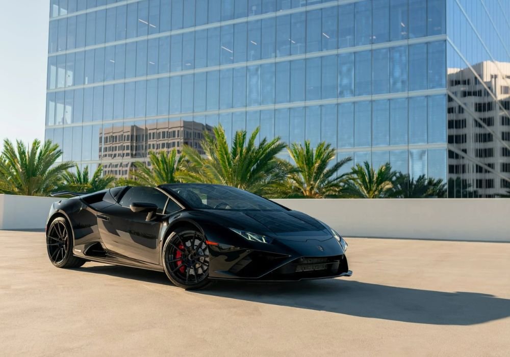 Black Lamborghini Huracan Evo Spyder for rent | Prestige Exotic