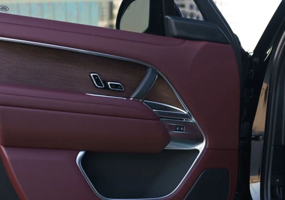 Range Rover P400 SE Rental | Prestige Exotic
