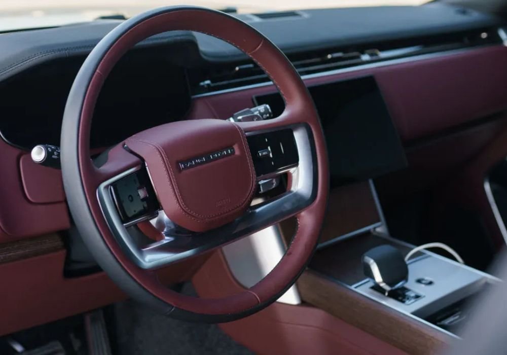Range Rover P400 SE Rental | Prestige Exotic