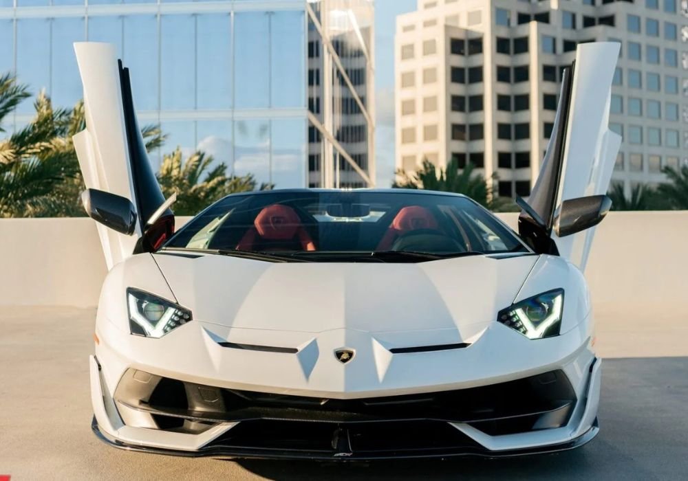 Lamborghini Aventador SVJ Roadster for rent | Prestige Exotic