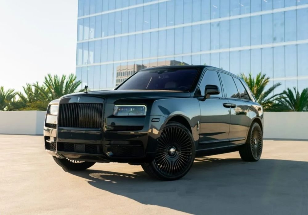 Rolls-Royce Black Cullinan | Luxury SUV | Prestige Exotic