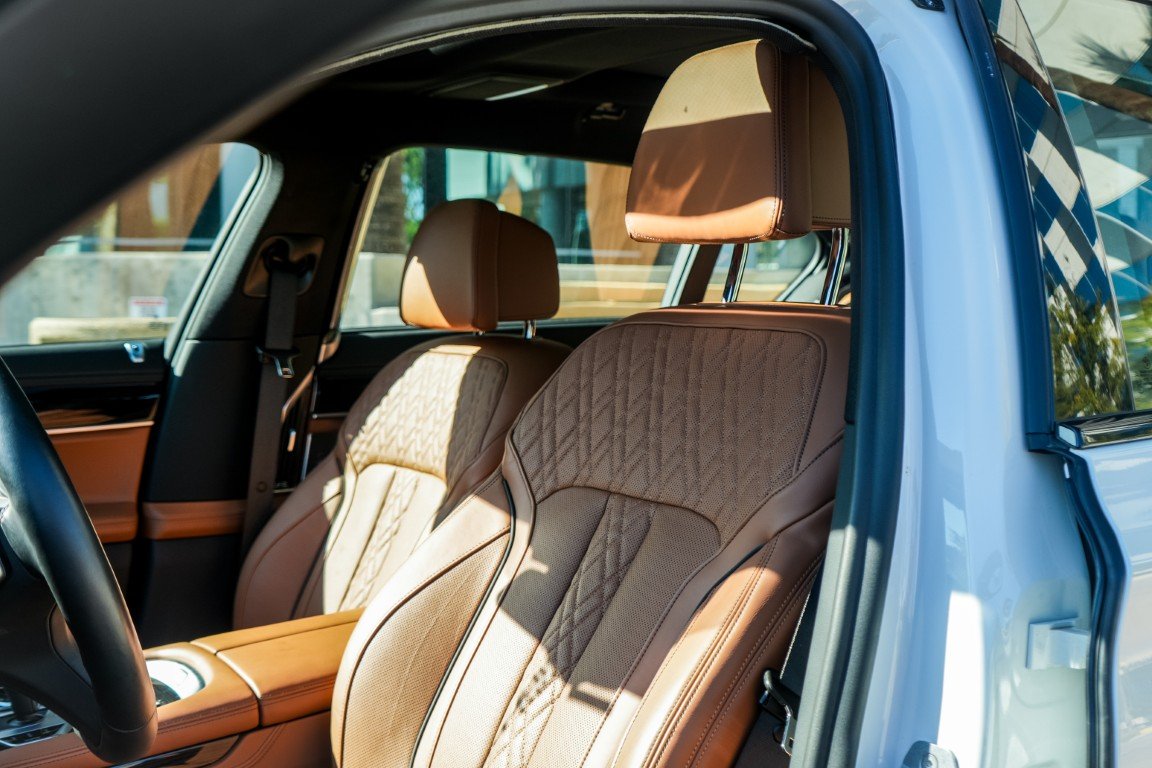 BMW 750i M Rental | Prestige Exotic Cars Rentals