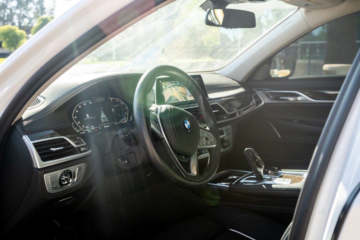 BMW 750i Rental | Prestige Exotic Cars Rentals