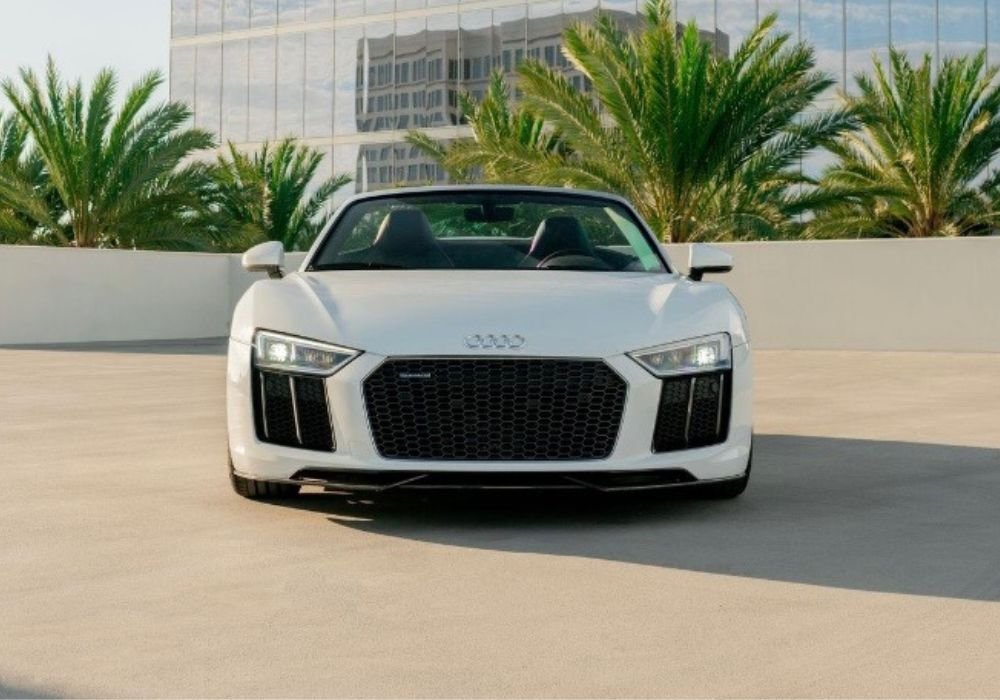 Audi R8 V10 Spyder - Prestige Exotics Car Rentals